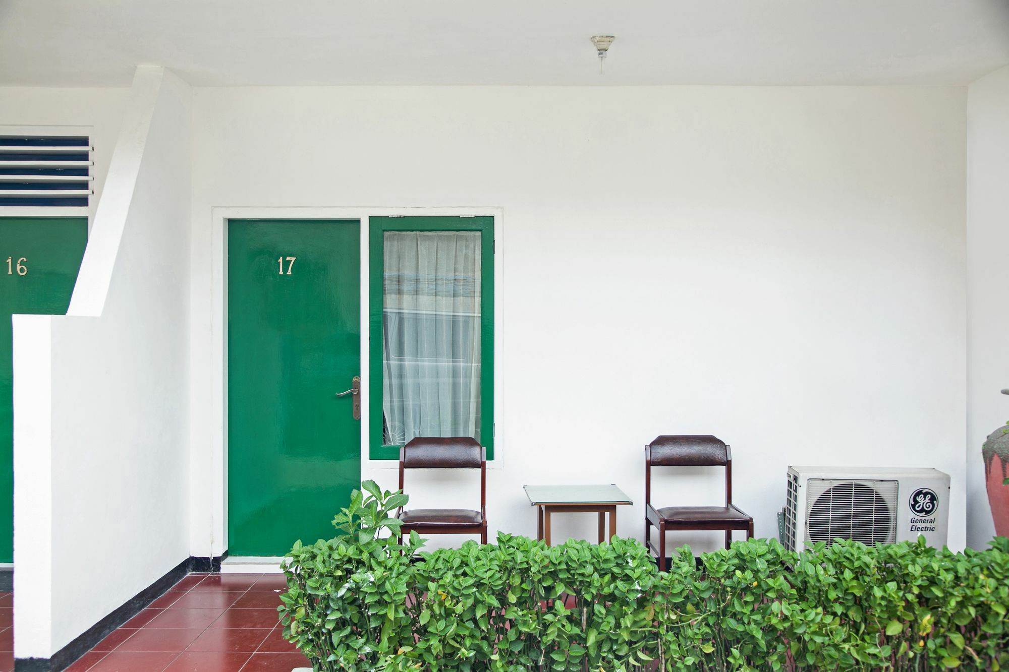 Reddoorz Near City Of Tomorrow Mall 泗水 外观 照片